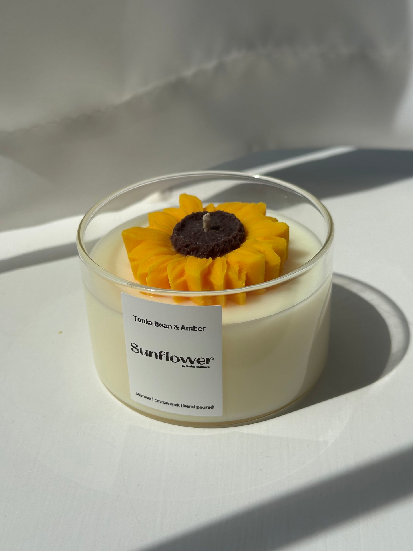 Sunflower candle | straight glass jar | 200ml