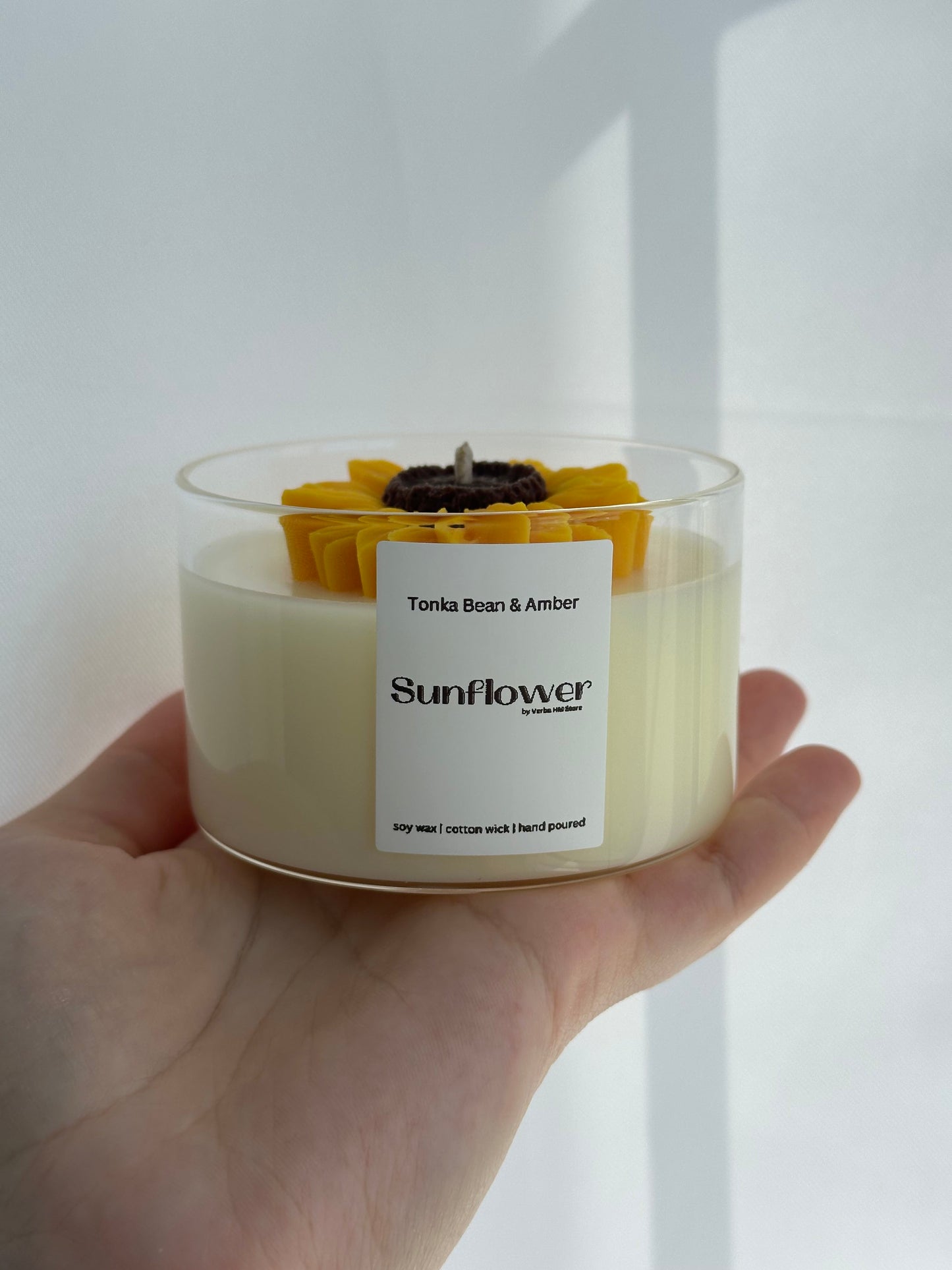 Sunflower candle | straight glass jar | 200ml