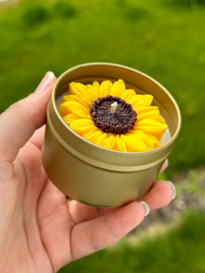 Sunflower candle | 100ml | golden tin