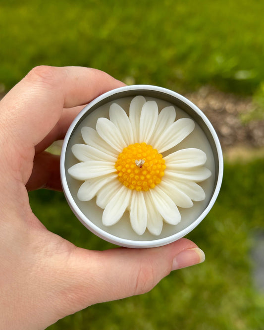 Daisy candle | 100ml | white tin